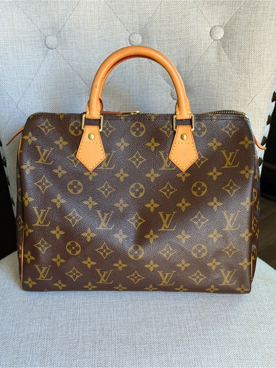 Louis Vuitton Handbags - Louis Vuitton Speedy 30 Classic Monogram Canvas Tote Bag Excellent Condition
